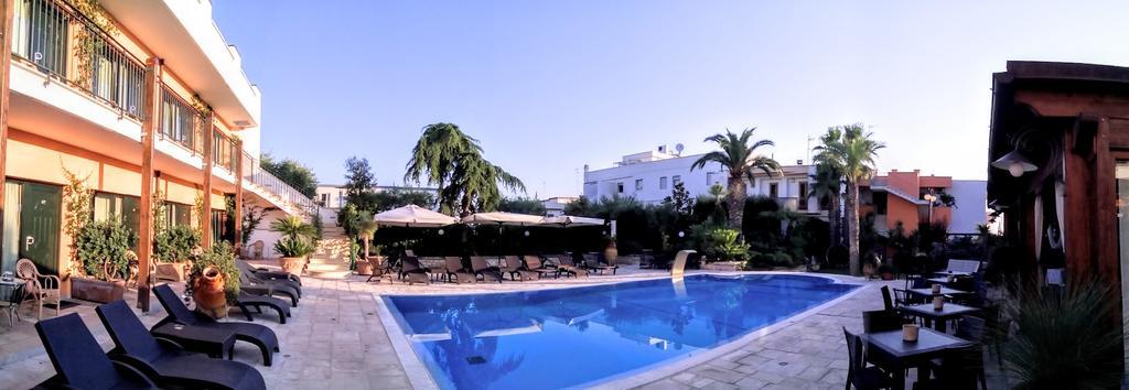 Hotel Cuor Di Puglia Alberobello Esterno foto